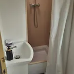 بيت للعطل Przyczepa Holenderska Poco *
